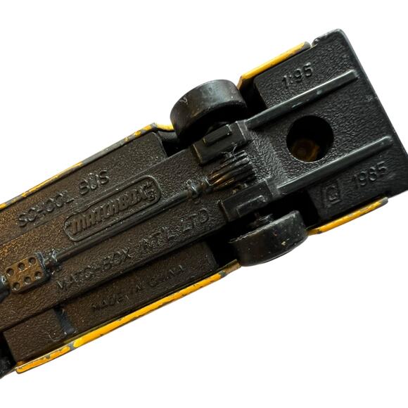 Vintage Matchbox School Bus District 2 Die-Cast Yellow Emergency Exit 1980s - Picture 8 of 8